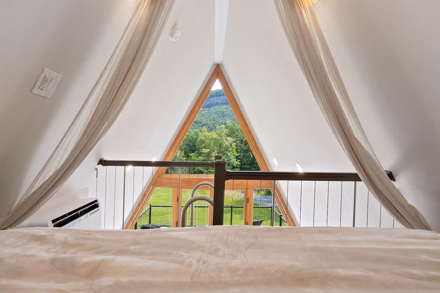 Yellow Rock Retreat - Loft View